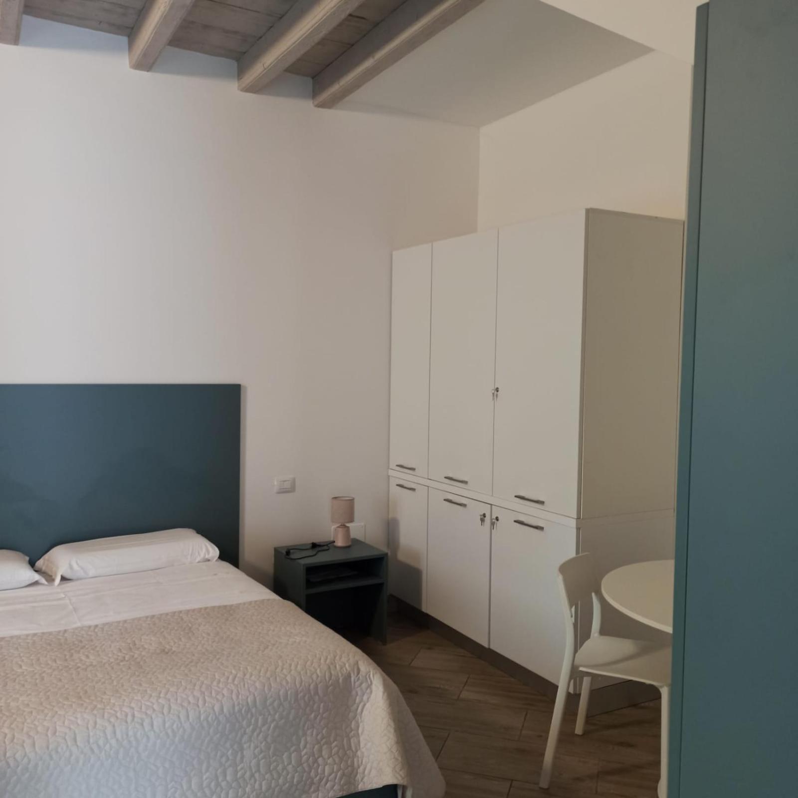 I Colli Del Garda Hotell Lonato Exteriör bild