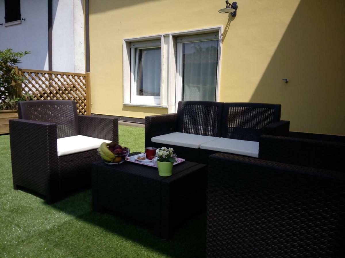 I Colli Del Garda Hotell Lonato Exteriör bild